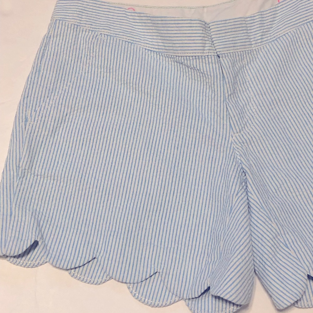 Lilly Pulitzer The Buttercup Short in Blue & White Stripe Seersucker - Picture 2 of 12